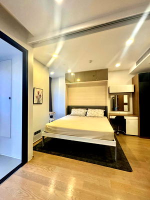 Condos for sale : Ashton Chula Silom【𝐒𝐄𝐋𝐋 & 𝐑𝐄𝐍𝐓】🔥Luxury condo in the heart of the CBD, meets both lifestyle and investment needs.🔥 Contact Line ID: @hacondo