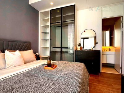 Condos for rent : 🚩 For Rent Condo MUNIQ LANGSUAN Building 1, Floor 10,1 bed room, Room size 58.00 sqm