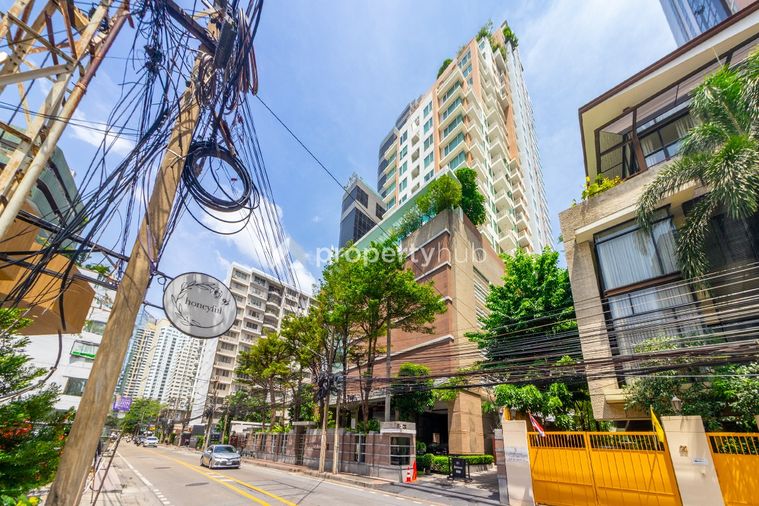 Siri Residence