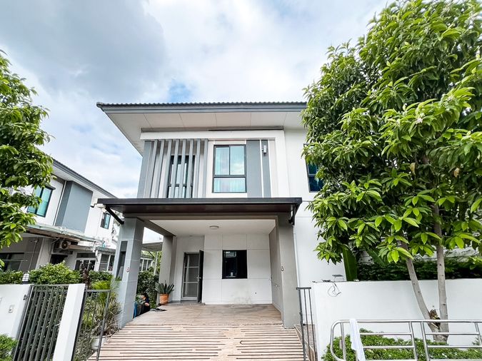 📍บ้านสวยพร้อมเข้าอยู่! ซีรีน พระราม2 - ท่าข้าม เพียง 4.6 ล้าน แบบบ้านทันสมัย เหมาะกับไลฟ์สไตล์คนรุ่นใหม่ เน้นความโปร่งโล่งสบาย