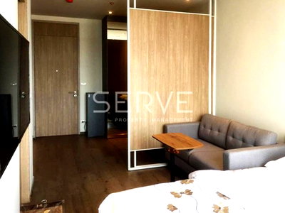 Condos for rent : Good Location Studio with Partition High Fl.20+ Close to BTS Phrom Phong/Condo For Rent-Park 24