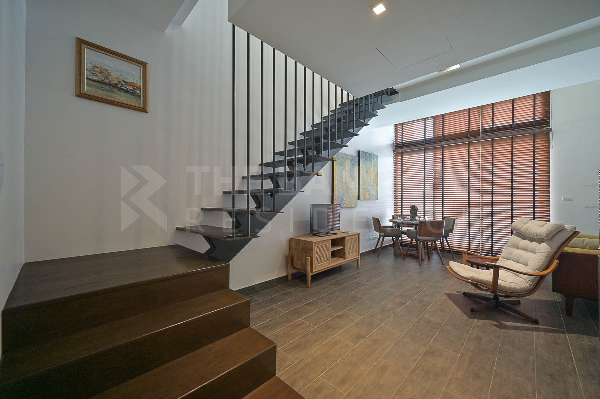 picture The Lofts Ekkamai The Privilege of Luxury in an Economic Hub Location near BTS Ekkamai - 10/10