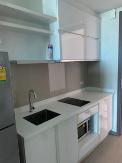 รูปภาพ For Rent: Pyne by Sansiri | 1 Bedroom, 35th Floor, Steps from BTS Ratchathewi