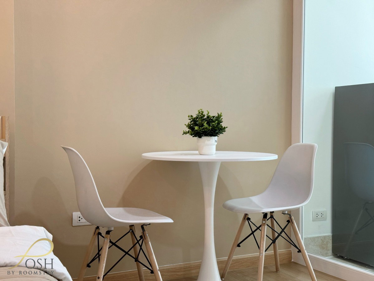 Newly Renovated Condo at Supalai Park Downtown Fully renovated in a modern minimalist style near Phuket Old town - image 4