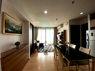 Condos for rent BTS Saphan Taksin : 🎉Special room!🎉 For Rent Condo RHYTHM SATHORN Building N, Floor 20,2 bed room, Room size 67.00 sqm