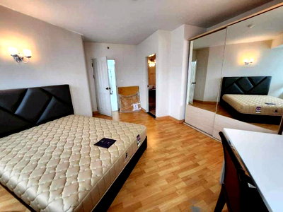 Condos for sale : LTH12633 - Supalai Park Phaholyothin 21 FOR SALE Size 131 sqm. 3 beds 3 baths Near BTS Phahon Yothin 24 Station ONLY 9.5 MB