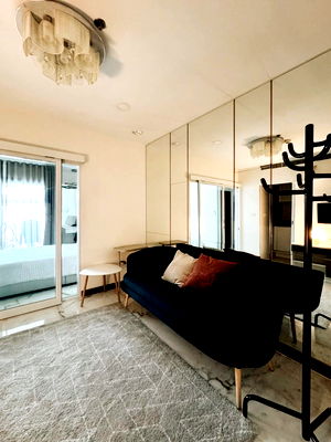 Condos for rent Silom Complex Department Store : 🛑LINE ID @cutecondo🛑 BEAUTIFUL ROOM +FULLY FURNISHED ✨QUICK REPLY