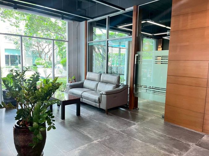 Office for rent, Brighton Place, Soi Sun Wichai, Rama 9