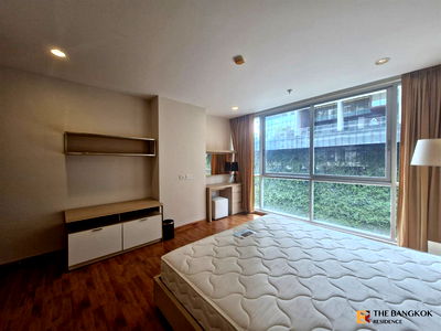 Condos for rent MRT Sam Yan :  The Rajdamri Luxury Condo at Special Price near BTS Ratchadamri 