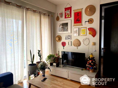 Condos for sale Silom and Sathorn Road : 2-BR Condo at The Lofts Yennakart in Chong Nonsi (ID 2143762)