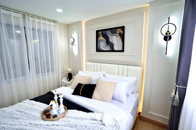 Condos for sale Gateway Ekamai : Urgent sale, good price!! Beautiful room, ready to move in, at Condo Aspire Rama 4, Building B, 15th floor, interested add Line @condobkk Code H33186