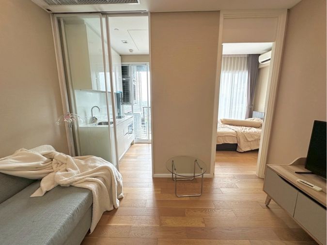 The Saint Residence ห้องสวยให้เช่า 15,000 บาทเท่านั้น แต่งเต็ม   Line : @apopplace