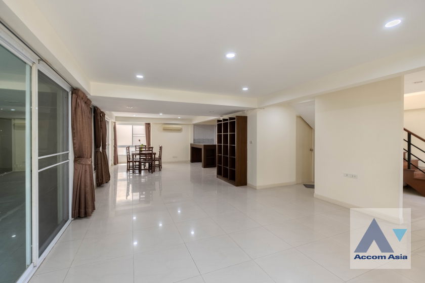 รูป 🔼🔽 AccomA 📩 Detached house for rent with private garden in Sukhumvit, Bangkok near BTS Ekkamai (1713519) - รูปที่ 3/20