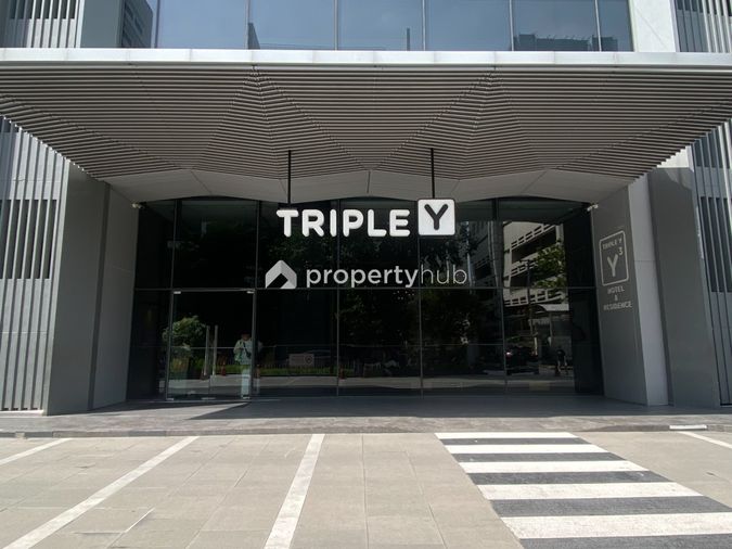 Triple Y Residence 