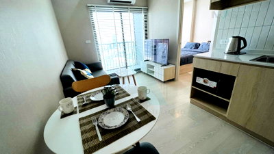 Condos for rent : 🎊 For Rent Condo NUE NOBLE SRINAKARIN-LASALLE Building 1, Floor 40,1 bed room, Room size 27.00 sqm