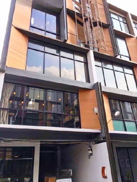 BTS OnNut 1.8km. 5bed For rent new home office 4.5-storey Valuable in the project 19sq.w.319sq.m.su