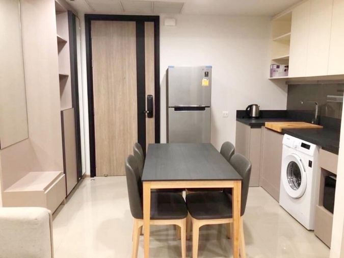 ให้ เช่า Oka Haus สุขุมวิท 36 2 ห้องนอน 50 ตรม. ห้องมุม วิวแม่น้ำพาโนรามา