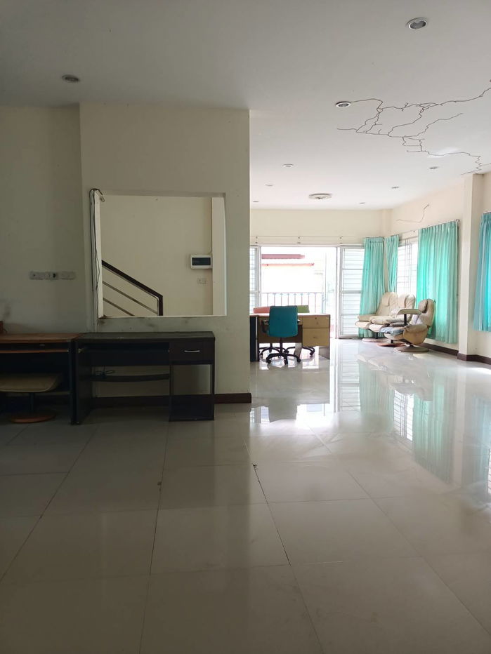 รูป บ้านเดี่ยว เนื้อที่ทั้งหมด 242.4 ตารางเมตร 73/25 หมู่บ้านหาดใหญ่ ซิตี้ปาร์ค ตำบลหาดใหญ่ อำเภอหาดใหญ่ สงขลา ราคา 5,029,000 บาท - รูปที่ 2/13