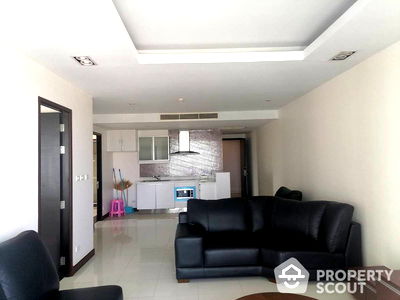 Condos for sale : 2-BR Condo at La Royale Beach Condo close to Pattaya (ID 997073)