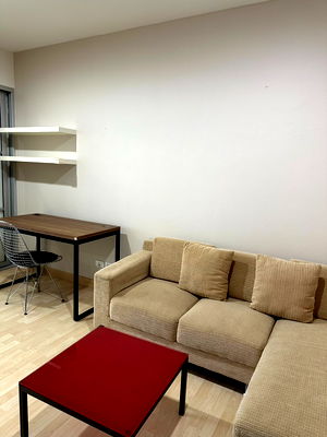 Condos for rent Huai Khwang : For Rent Condo Rhythm Ratchada (S15-26926)