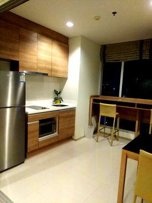 Condos for rent Huai Khwang : Rhythm Ratchada Condominium   Ratchadaphisek MRT Station S15-41674