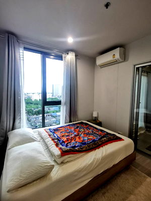 ขายคอนโด : ขายด่วน ราคาต่ำกว่าทุน !! The Parkland Phetkasem 56 : ขายพร้อมเฟอร์และเครื่องใช้ไฟฟ้า ราคาต่อรองได้อีกกกกก 