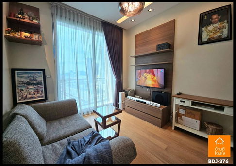 Equinox Phaholyothin-Vibha (39.82 sq.m.) near Lat Phrao Intersection, 5 minutes to BTS and MRT