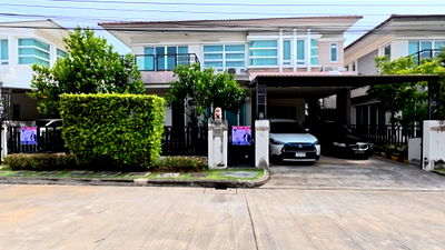 Houses for sale Bang Pu Industrial Estate : Single house for sale, Bangna Srinakarin, Bangkok Boulevard Village, Theparak Ring Road