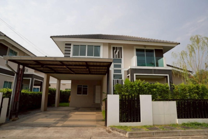 บ้านเดี่ยวให้เช่า : ปล่อยเช่าบ้านเดี่ยวในโครงการ  ย่านรวมโชค