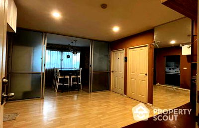 Condos for sale : 2-BR Condo at D Condo Ramindra in Tha Raeng (ID 1903045)