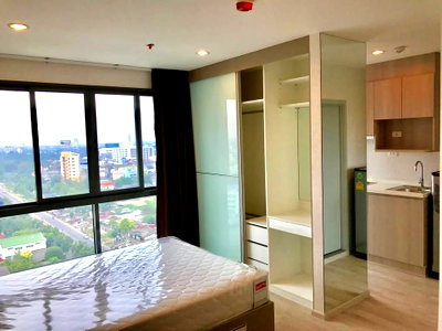 Condos for rent : Condo for Rent at IDEO Mobi Charan - Interchange (J6806032)