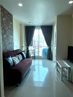 Condos for rent รพ.ตำรวจ : RENT🍁Wish @ Samyam 🍁Fully furnished big room near Chula🔥