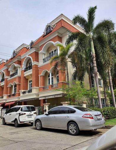 ให้เช่าทาวน์โฮม 3 ห้องนอน 40 ตร.ว. คาซ่า ซิตี้ ลาดพร้าว