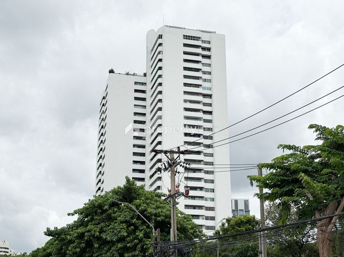 Oriental Towers