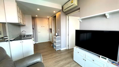 Condos for rent Nong Mon Market : UK01-198 Condo for rent Blu X Bangsaen - a few minutes from Bangsaen Beach , Only 13,000 baht/month, 1 bed, 33 sq m.