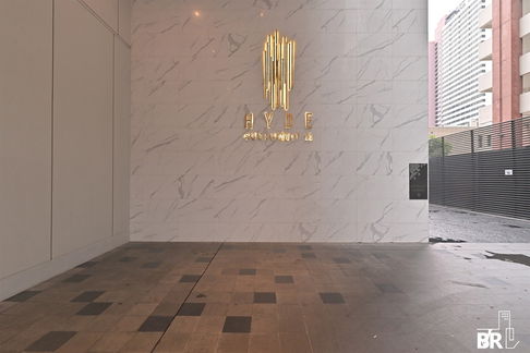  Hyde Sukhumvit 11 Luxury Condo at Special Price near BTS Nana 
