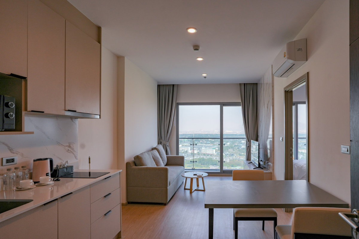 UK01-191 ให้เช่าคอนโด The Symphony condo - เดอะ ซิมโฟนี บางแสน-ศรีราชา 15,000 บาท/เดือน 1 ห้องนอน 1 ห้องน้ำ 42 ตรม. ชั้น 22 | วิวเขา ใกล้หาดแค่เดิน
