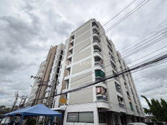 P.P.H. Condo - Image 2/8