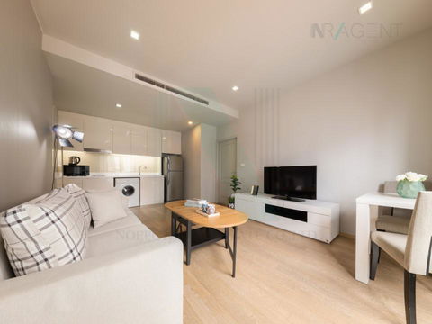 📌Exclusive!📌 For Rent Condo NOBLE REFINE Building 1, Floor 9,1 bed room, Room size 54.00 sqm