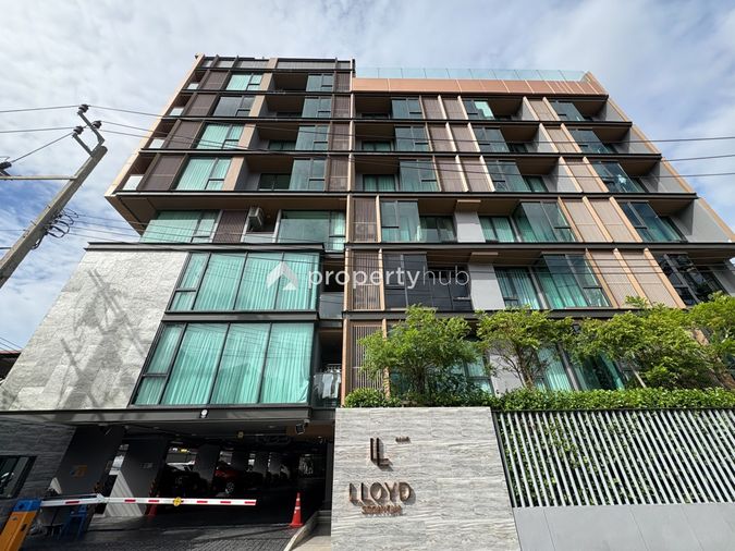 LLOYD Soonvijai - Thonglor