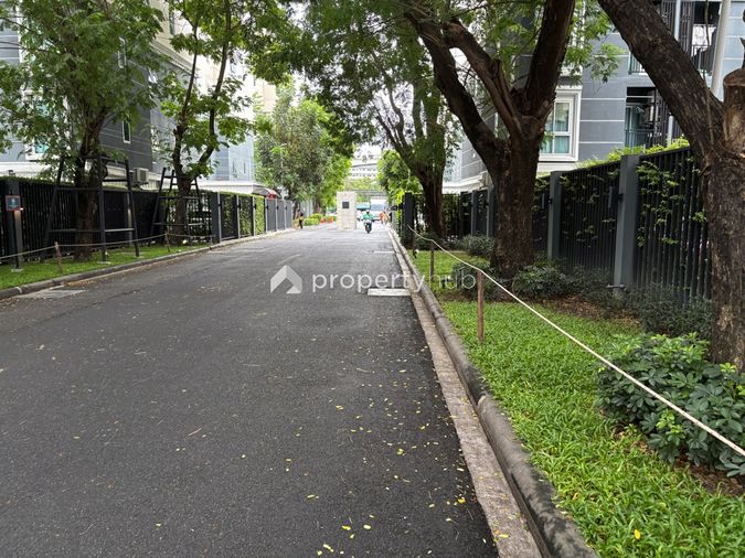 Plum Condo Chaengwattana Station Phase 2