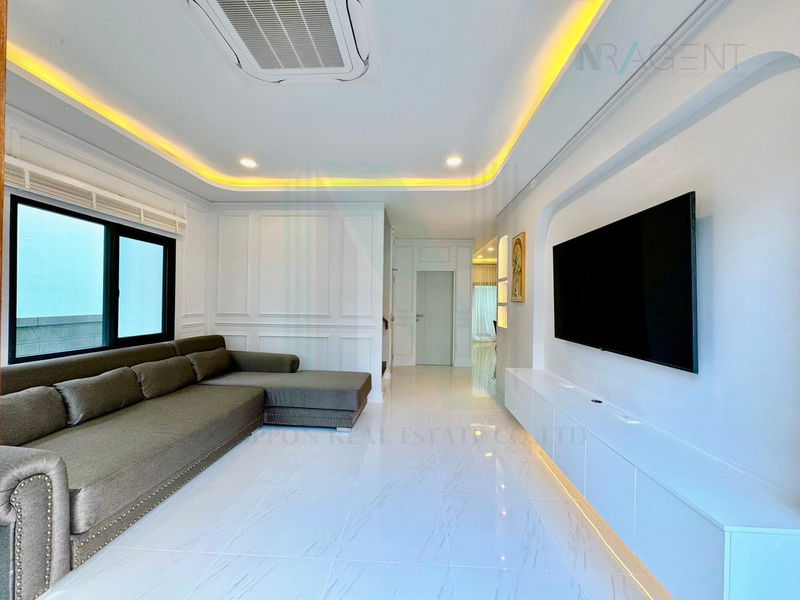 Houses for rent : 🎉 For Rent House THE CITY BANGNA 2-story 4 bedroom 5 bathroom