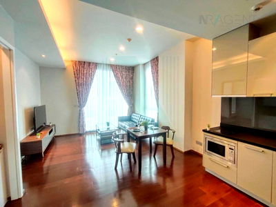 Condos for rent : 🚩 For Rent Condo QUATTRO BY SANSIRI Building A, Floor 28,1 bed room, Room size 58.00 sqm