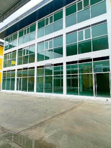 Mr.Phong Kanchanaphisek Borom Khlong LatMayom Floating Market 300m. For rent office building 3-store