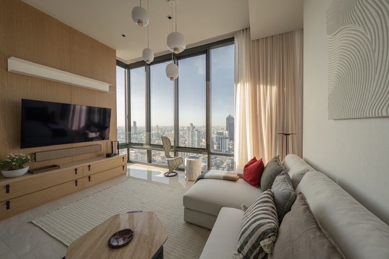 For rent , ASHTON SILOM 2 bed 2 bath 85,000.-