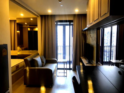 Condos for rent : P1009 Condo for rent Asthon Asoke, good location near MRT, very beautiful room, fully furnished, ready to move in, special price.