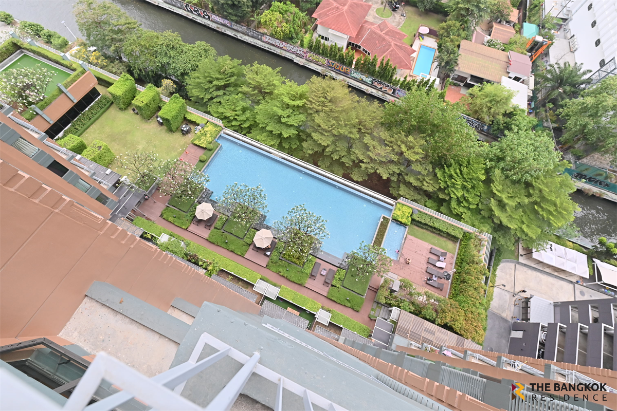 picture Villa Asoke near MRT Phetchaburi Station The Privilege of Luxury in an Economic Hub Location - 7/10