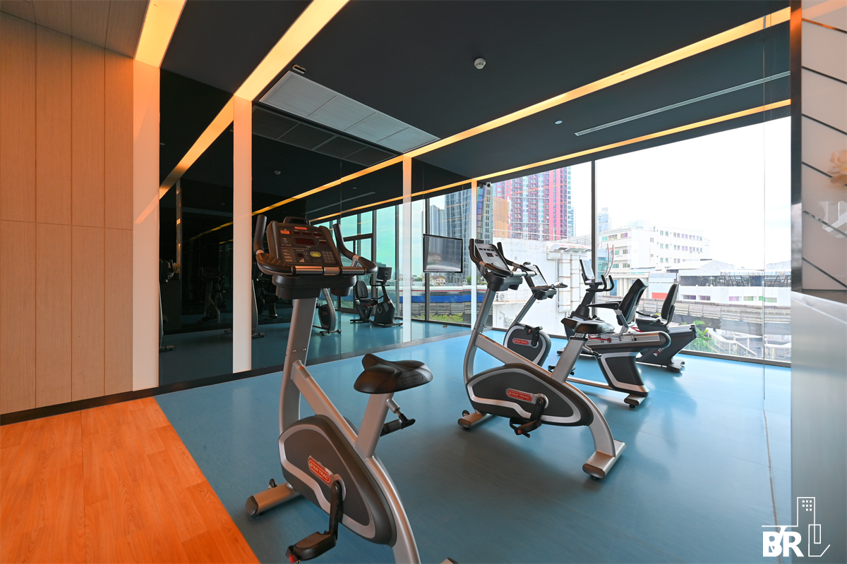 picture The Room Sukhumvit 69 Luxury Unit, Ready for You Without the Wait near BTS Phra Khanong - 2/9