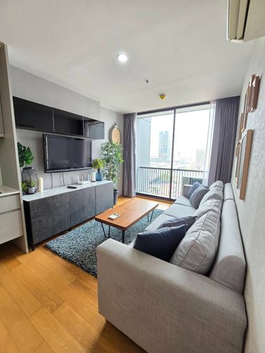 Noble Revo Silom | Near BTS Surasak Station