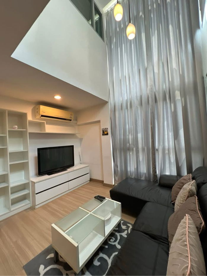 รูป ZOOM 49 condo Duplex 2ชั้น วิวดีสุด ห้องริม(มุมนอก) [LineID : applepostbag ] - รูปที่ 2/25